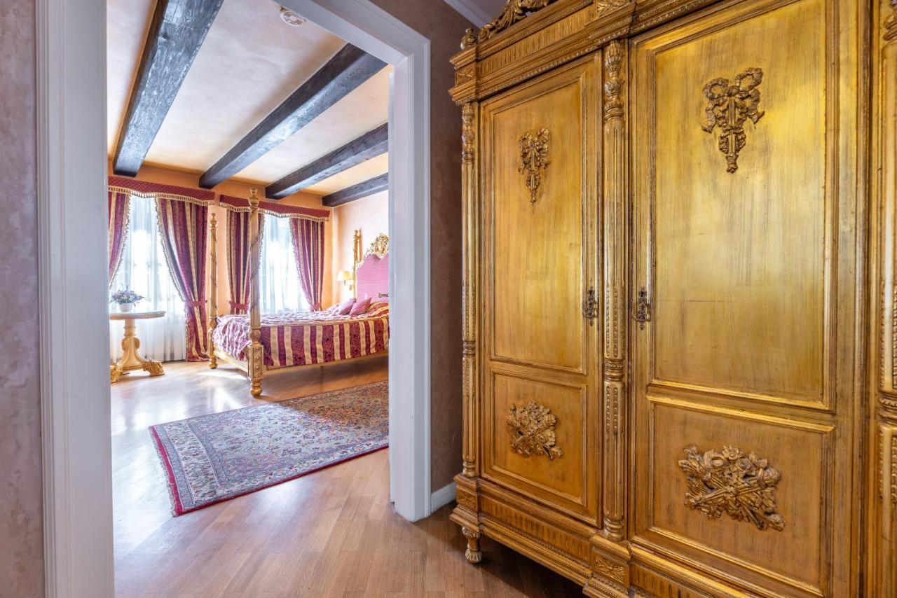 Nosticova Apartments Prague Luaran gambar