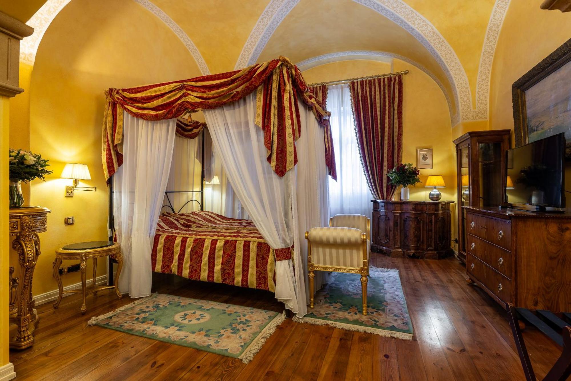 Nosticova Apartments Prague Luaran gambar